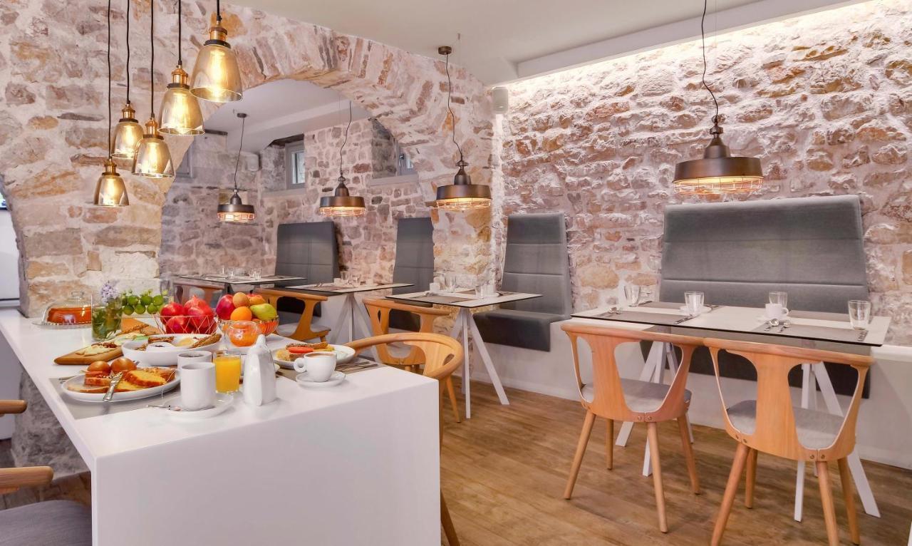 Hotel Boulgari Яніна Екстер'єр фото