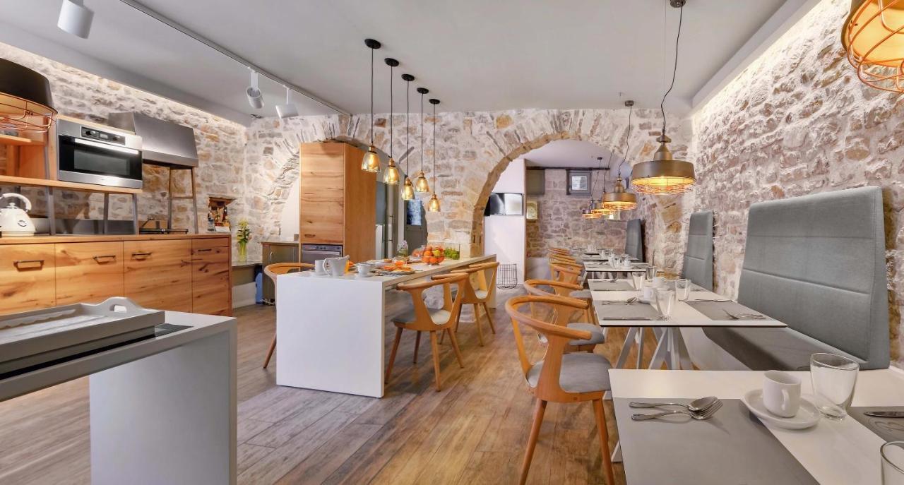 Hotel Boulgari Яніна Екстер'єр фото